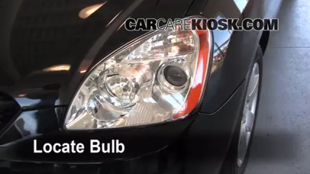 2007 Kia Rondo LX 2.4L 4 Cyl. Luces Faro delantero (reemplazar foco)